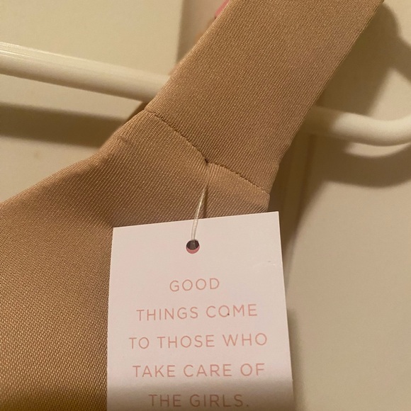 Cacique Comfort Bliss Nude/Tan Smooth Full Coverage Wireless Bra-Size 38D - Picture 5 of 5